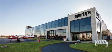 Sporty.com .